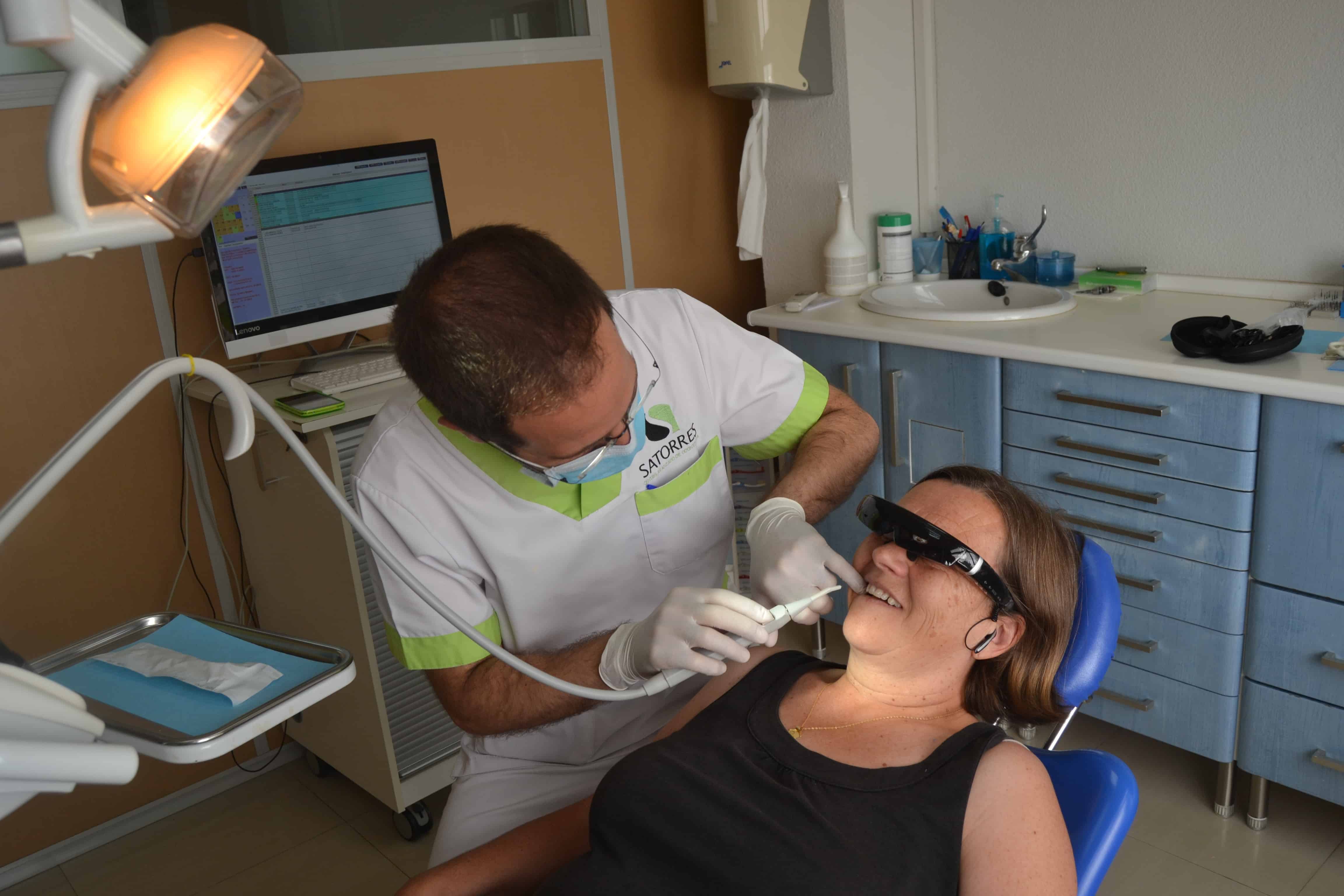 Gafas Clínica Dental Satorres