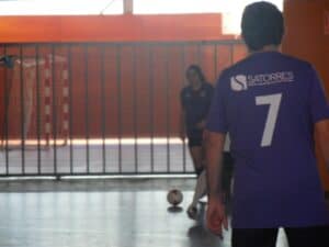 La Clínica Dental Satorres patrocina la equipación deportiva de AFEMPES