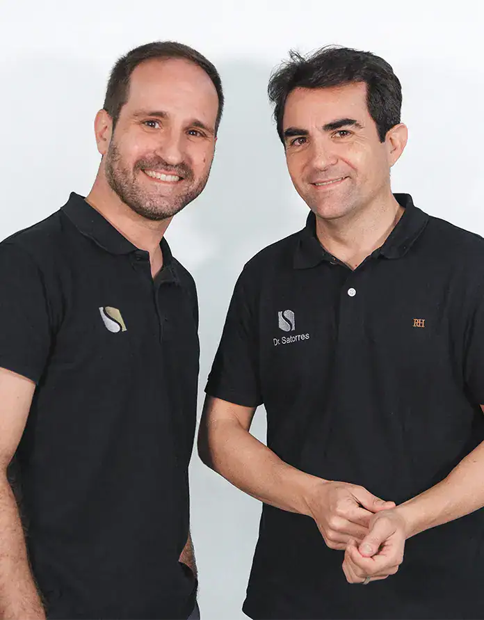 Doctores | Ventajas Ortodoncia Invisible Geniova | Clínica Dental Satorres